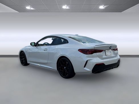 Used 2026 BMW M440i Coupe w/ Premium Package RWD image 3