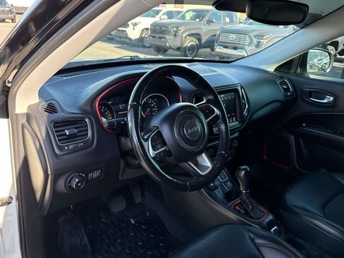 Used 2018 Jeep Compass Trailhawk w/ Cold Weather Group AWD/4WD image 11