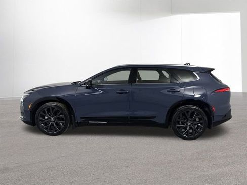 Used 2025 Toyota Crown Signia image 29