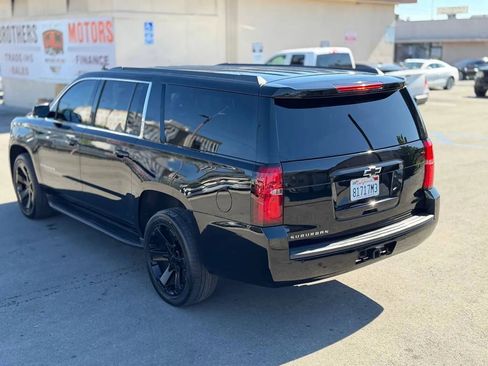 Used 2019 Chevrolet Suburban LT w/ Max Trailering Package image 11