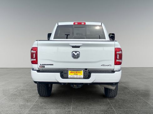 Used 2024 RAM 2500 Laramie AWD/4WD image 4