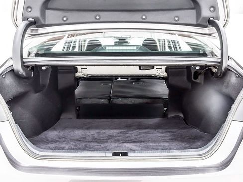 Used 2022 Toyota Camry LE FWD image 39