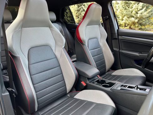 Used 2022 Volkswagen GTI SE w/ SE Leather Package image 41