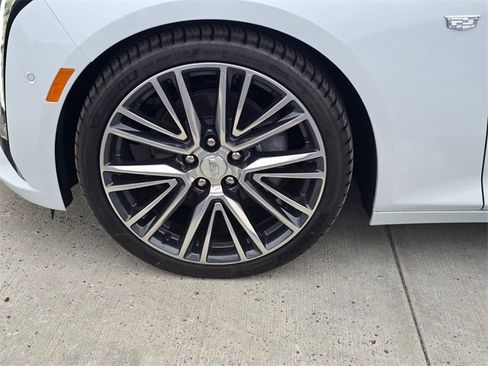 New 2026 Cadillac CT5 Premium Luxury image 9