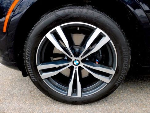 Used 2020 BMW X7 xDrive40i w/ M Sport Package AWD/4WD image 28
