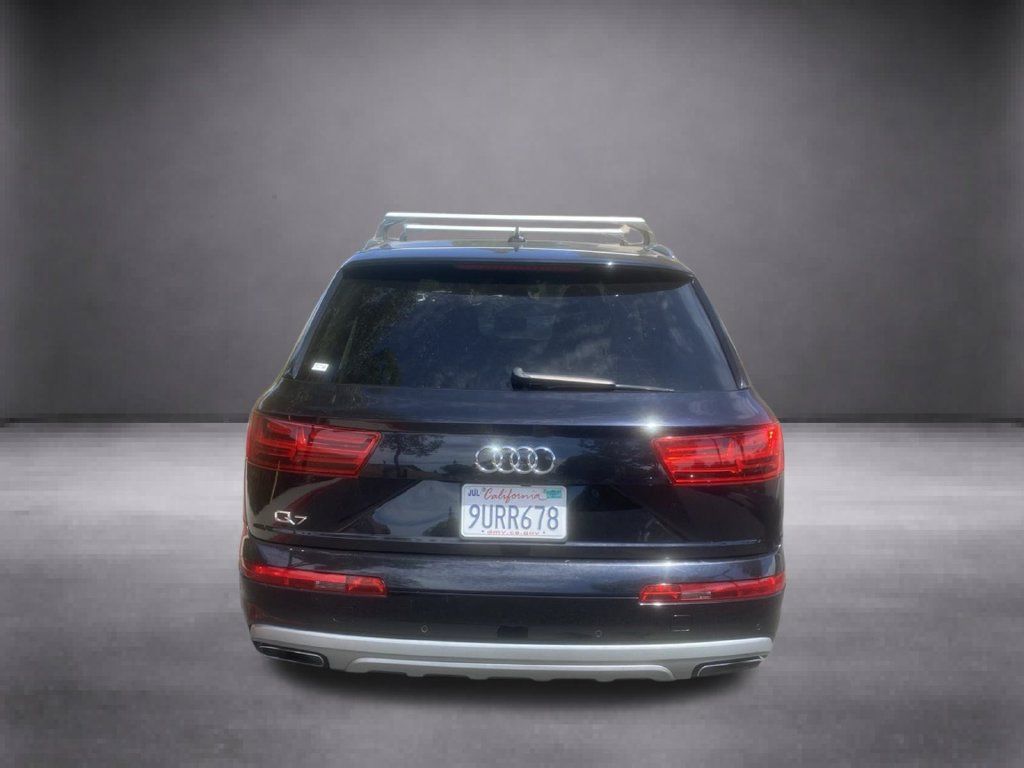 Used 2019 Audi Q7 2.0T Premium w/ Convenience Package AWD/4WD image 10