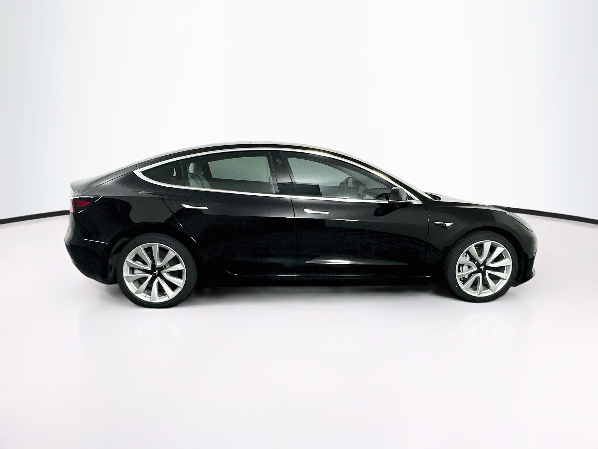 Used 2018 Tesla Model 3 Long Range AWD/4WD image 10
