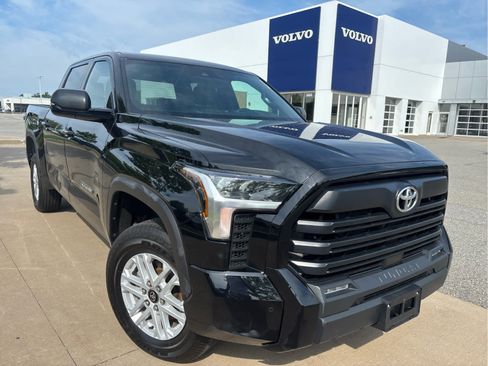 Used 2025 Toyota Tundra SR5 w/ SR5 Premium Package AWD/4WD image 2