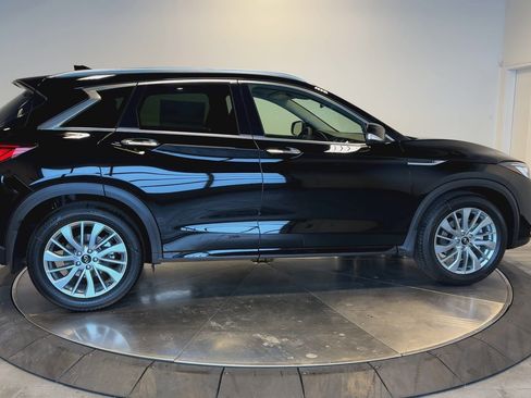 New 2025 INFINITI QX50 Luxe image 9