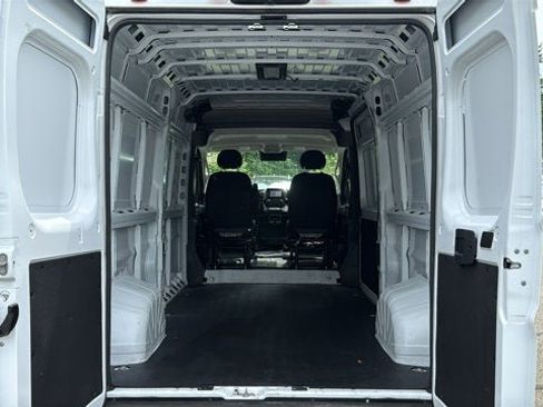 Used 2025 RAM ProMaster 2500 w/ Convenience Group FWD image 27