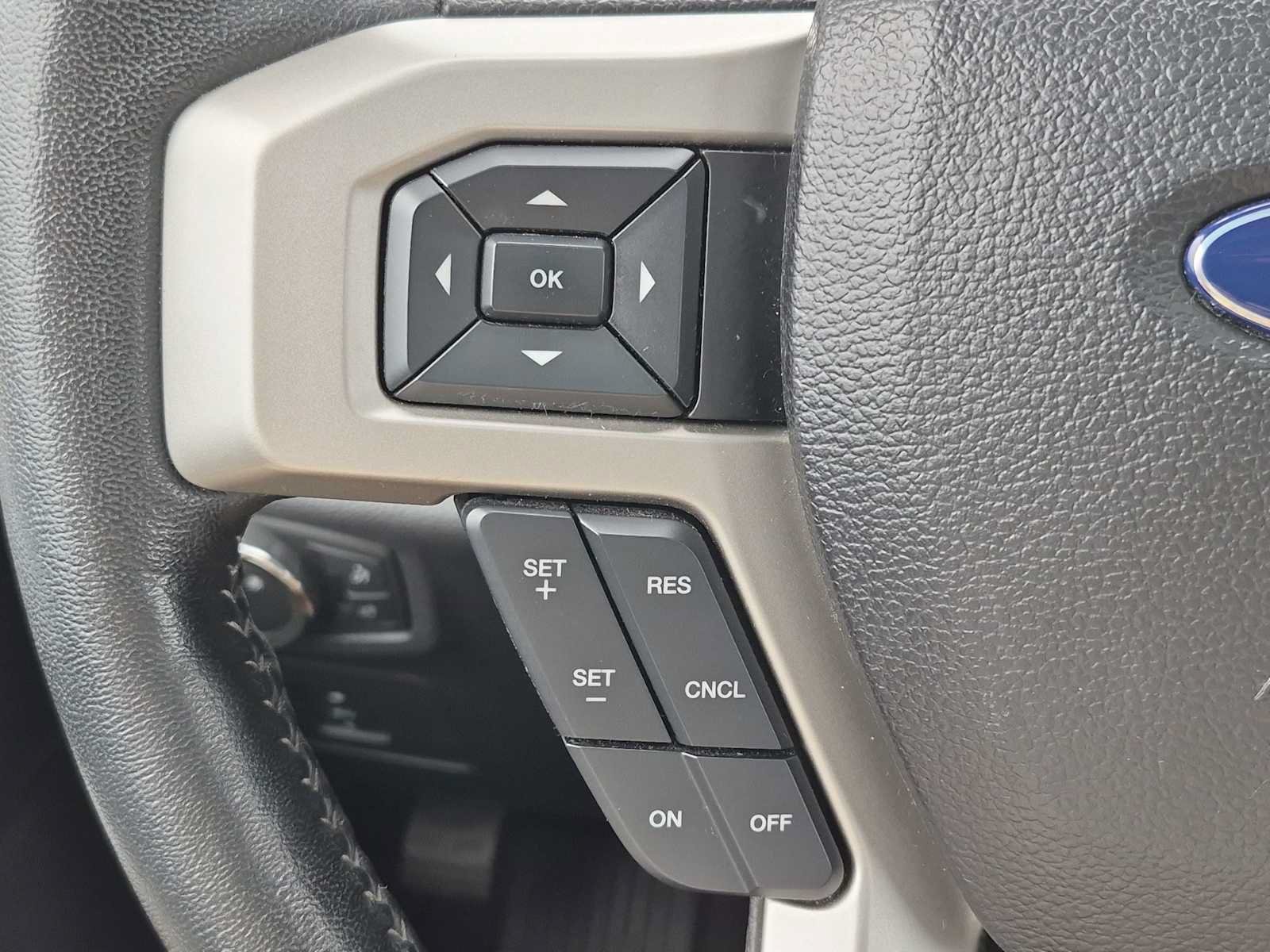 Used 2017 Ford F150 Lariat w/ Equipment Group 502A Luxury AWD/4WD image 25
