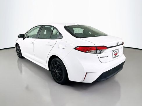 Certified 2024 Toyota Corolla LE FWD image 7