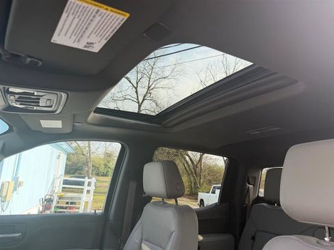 Used 2019 Chevrolet Silverado 1500 LTZ w/ LTZ Premium Package image 18