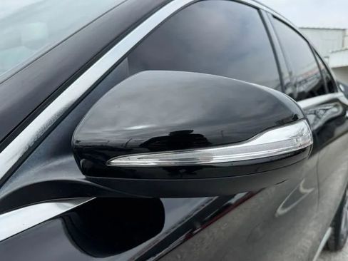 Used 2015 Mercedes-Benz C 300 4MATIC Sedan image 10