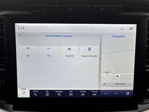 Used 2023 Ford F150 Lariat w/ Trailer Tow Package image 30