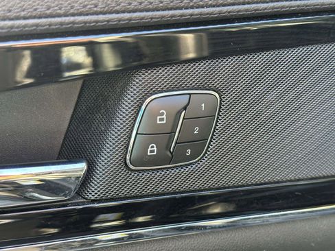 Used 2023 Lincoln Nautilus Reserve w/ Equipment Group 201A image 20