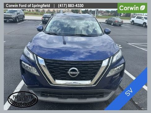 Used 2022 Nissan Rogue SV AWD/4WD image 1