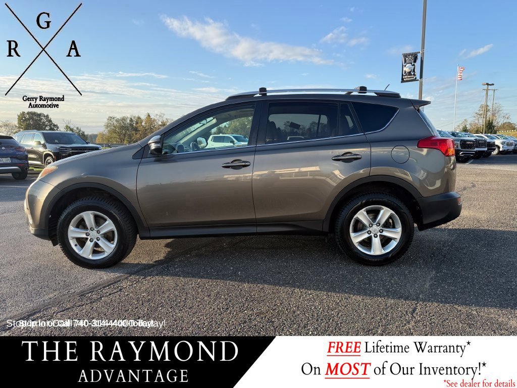 Used 2013 Toyota RAV4 XLE AWD/4WD image 6