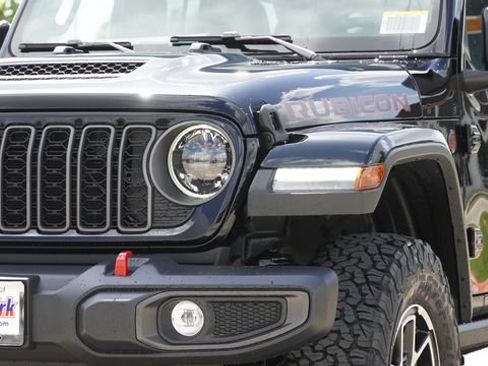 New 2026 Jeep Wrangler Unlimited Rubicon AWD/4WD image 4