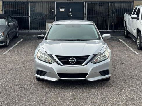 Used 2017 Nissan Altima 2.5 S w/ Power Driver Seat Package FWD image 6
