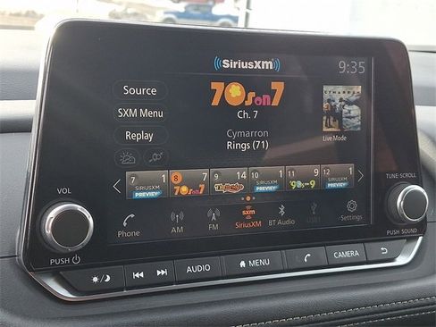 Used 2024 Nissan Rogue SV image 16