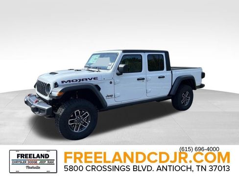 New 2025 Jeep Gladiator Mojave w/ Convenience Group image 3