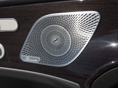 Used 2020 Mercedes-Benz GLE 450 4MATIC w/ Premium Package image 12