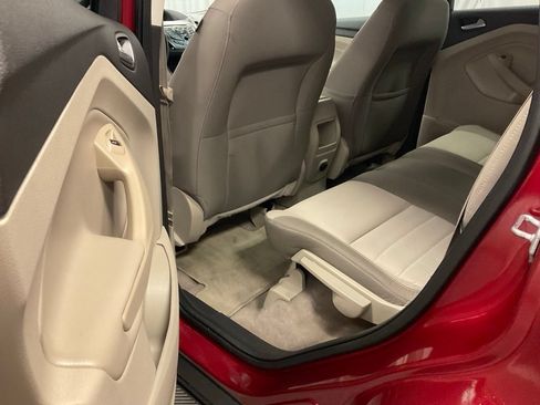 Used 2014 Ford Escape SE FWD image 24