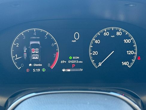 Certified 2025 Honda HR-V Sport image 29