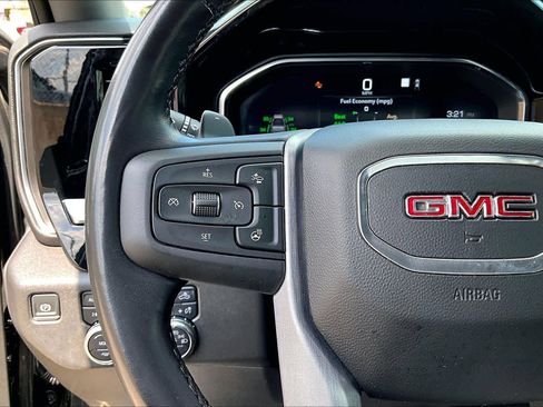 Used 2022 GMC Sierra 1500 Elevation w/ Elevation Premium Package AWD/4WD image 24