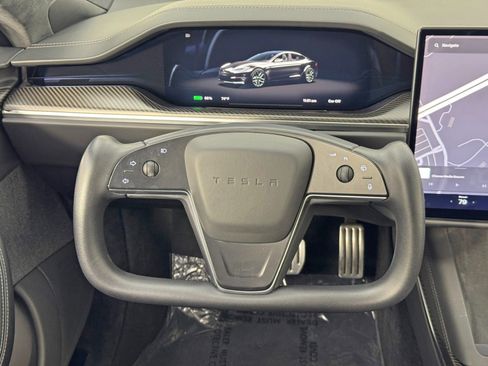 Used 2021 Tesla Model S Plaid image 19