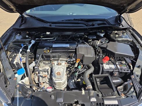 Used 2013 Honda Accord LX image 28