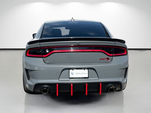 Used 2022 Dodge Charger SRT Hellcat w/ Harman/Kardon Audio Group RWD image 4