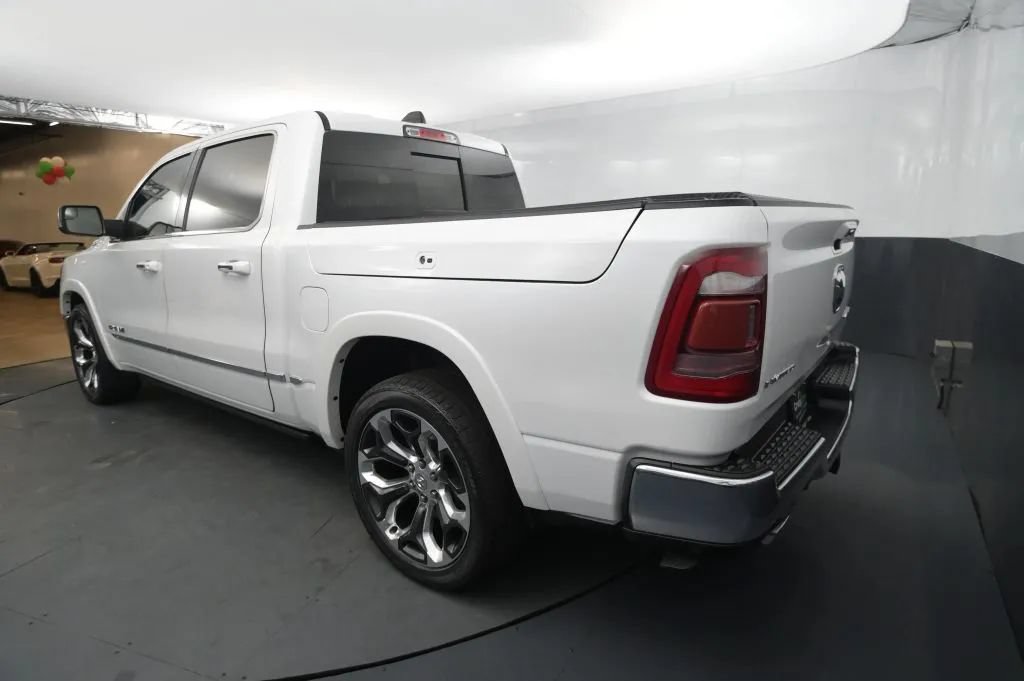 Used 2019 RAM 1500 Limited AWD/4WD image 3