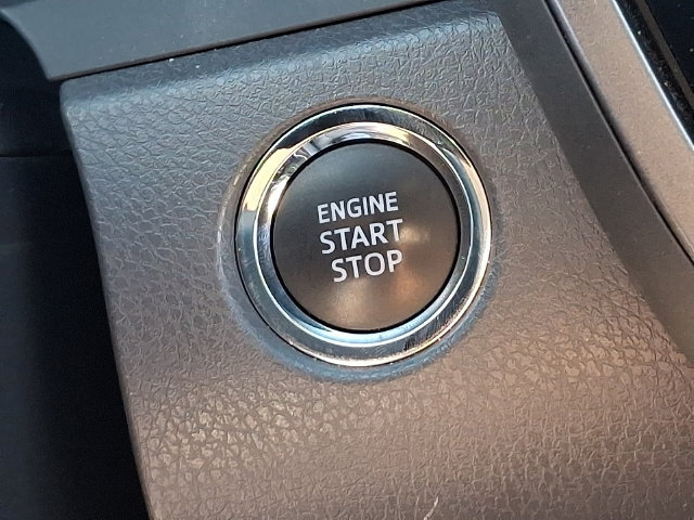 Used 2022 Toyota Camry XLE FWD image 22
