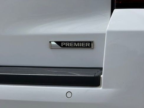 Used 2018 Chevrolet Tahoe Premier w/ RST 6.2L Performance Edition AWD/4WD image 9