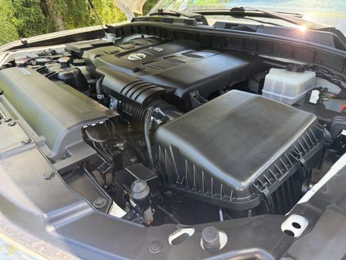 Used 2020 Nissan Armada Platinum w/ Platinum Reserve Package RWD image 53