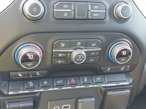 Used 2021 Chevrolet Silverado 1500 RST AWD/4WD image 33