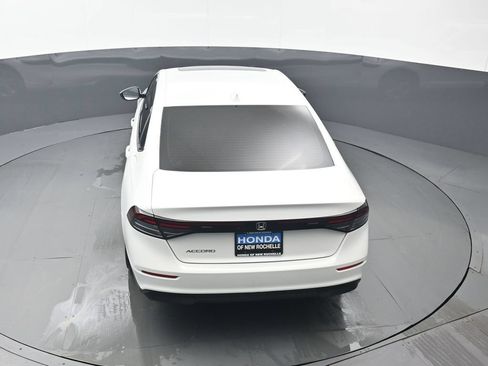 Certified 2024 Honda Accord EX image 38