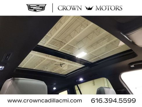 Certified 2025 Cadillac XT6 Luxury image 34