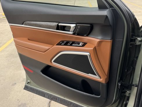 Used 2025 Kia Telluride SX Prestige X-Pro image 24