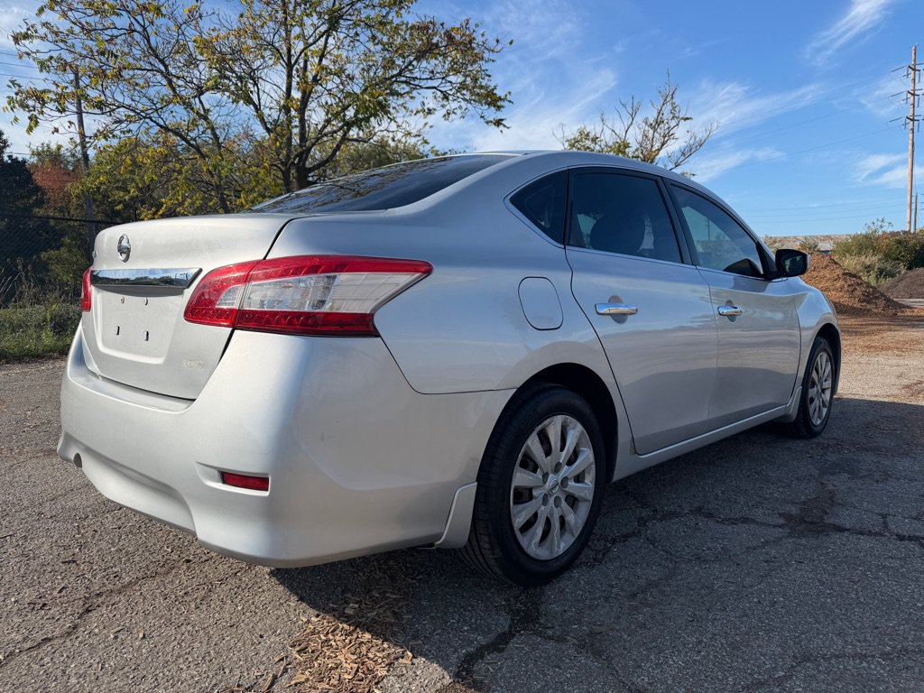 Used 2014 Nissan Sentra S FWD image 4