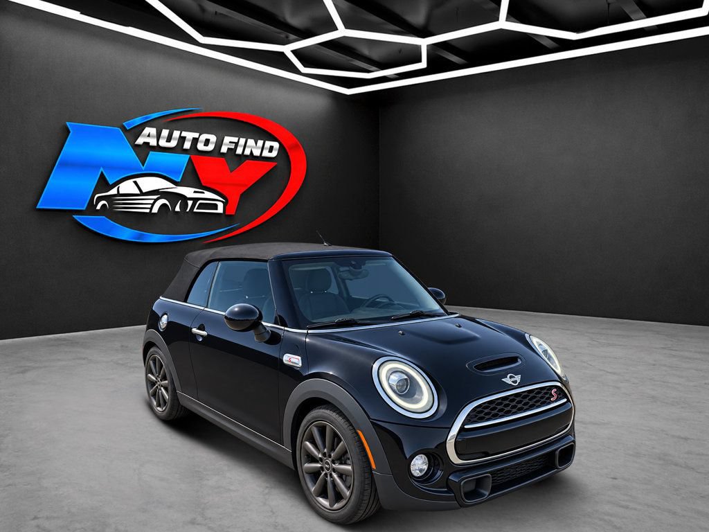 Used 2019 MINI Cooper S FWD image 2
