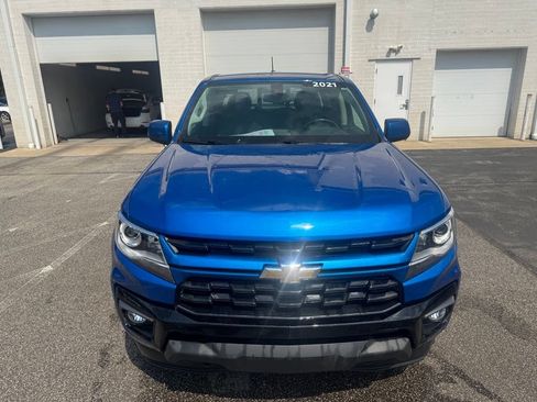 Used 2021 Chevrolet Colorado LT w/ LT Convenience Package AWD/4WD image 9