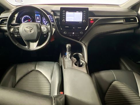 Used 2021 Toyota Camry SE image 29