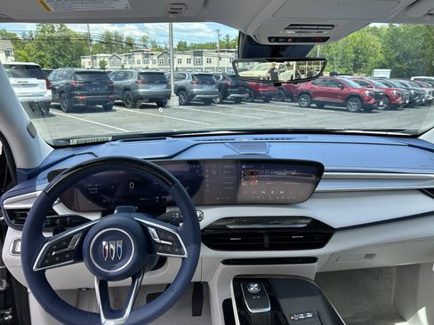 New 2026 Buick Enclave Avenir w/ Super Cruise Package FWD image 29