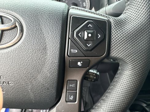 Used 2023 Toyota Tacoma TRD Off-Road AWD/4WD image 23