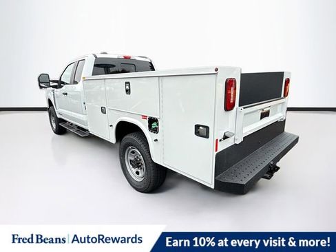 New 2025 Ford F350 XL w/ XL Chrome Package image 4