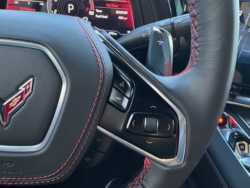 Used 2025 Chevrolet Corvette Stingray Convertible w/ Z51 Performance Package RWD image 25