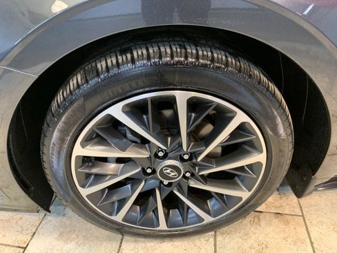Used 2023 Hyundai Sonata Limited FWD image 14